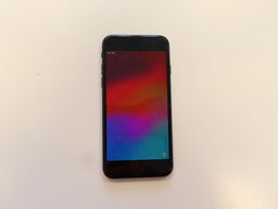 Mobiltelefon APPLE Iphone SE 3. Gen - 64 GB