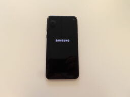 Mobiltelefon SAMSUNG Galaxy S10e