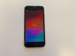 Mobiltelefon APPLE Iphone SE 3. Gen - 64 GB