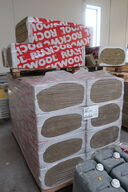 4 stk. paller med isolering bl.a. ROCKWOOL Pladebatts 175149