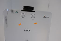 Projektor EPSON EB-L610U (læs beskrivelse)