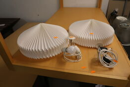 2 stk. pendler LE KLINT 902 (kan mangle dele)