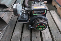 Motor KAWASAKI FA 210