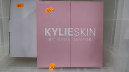 5 sæt crème BY KYLIE JENNER Kylie Skin