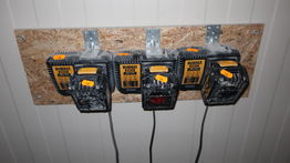 3 stk. ladere med batterier DEWALT