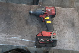 Akku bore/skruemaskine MILWAUKEE M18 FDD2 med batteri