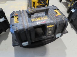 Støvsuger, DEWALT