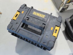 Rotorlaser, DEWALT DCE074R