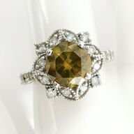 Unik Diamantring med 1,42 ct diamanter Fancy - Vejl pris 104.495,-