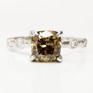 Diamantring med 1.02 Ct Naturlig Fancy Deep Brown Diamanter - Vejl. pris 57.995,-