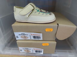 2 stk. Sko MAGICAL SHOES - str. 23 og 24
