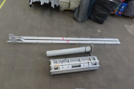 Motoriseret dørgitter 97x215cm