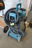 Støvsuger MAKITA VC3211H