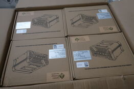 8 stk. chargecontroller GREEN ENERGY MPPT12/24-30D