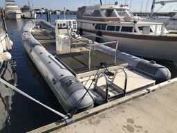 32' - 9.6m  RIB BWA 9000 med indenbords 7.3L Mercruiser