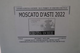 18 flasker italiensk mousserende vin ASCHERI Moscato D'Asti 2022