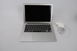 Macbook Air 2015 13.3" i5 5250U 1,6 Ghz (Early 2015)