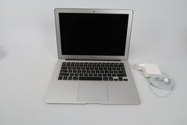 Macbook Air 2015 13.3" i5 5250U 1,6 Ghz (Early 2015)