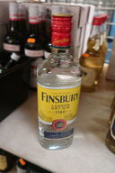 4 fl. gin FINSBURY LONDON DRY GIN 70 cl.