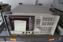 Spectrum Analyzer AGILENT 8594E