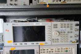 ESG Series Signal Generator HP 4422B