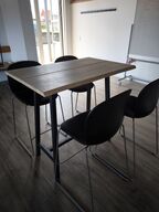 Højbord med 4 barstole