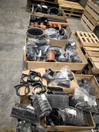 4 stk. paller med div. Fittings