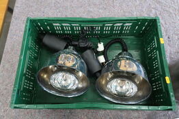 2 pcs. heat lamps