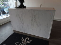 Desk med indhold