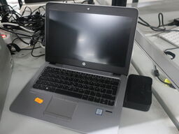 HP EliteBook 820 G3 Intel i7-6500U/8GB/240GB SSD inkl. dockingstation