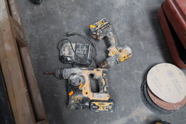 2 stk. akku håndværktøj DEWALT DCH273 med 2 stk. batterier og lader 