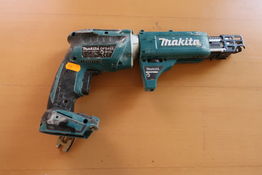 Gipsskruemaskine MAKITA DFS452