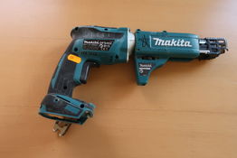 Gipsskruemaskine MAKITA DFS452