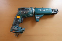 Gipsskruemaskine MAKITA DFS452