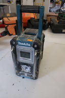 Radio MAKITA DMR108