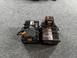 2 stk. batterier med ladere PANASONIC 