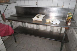 Rustfri stålbord
