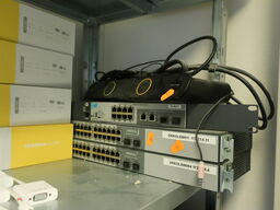 Div. netværksudstyr bl.a. HP gigabit switches