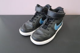 Sneakers NIKE (brugt)