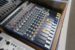 Mixerpult SOUNDCRAFT EFX 8