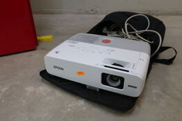 Projektor EPSON EB-826W