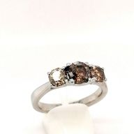 Diamantring 1,67 ct. i 18k hvidguld.