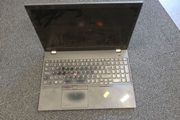 Bærbar computer LENOVO T590