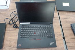 Bærbar computer LENOVO E14