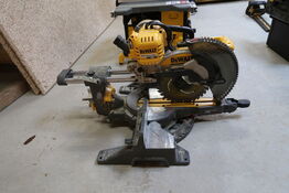 Akku Kap-/geringssav, DeWalt DCS727