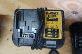 DeWalt DCB115 lader 