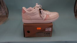Sneakers WODEN str. 37