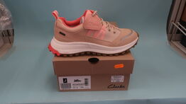 Sneakers CLARKS str. 37