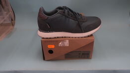 Sneakers WODEN str. 37