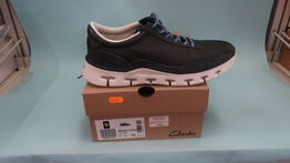 Sneakers CLARKS str. 41